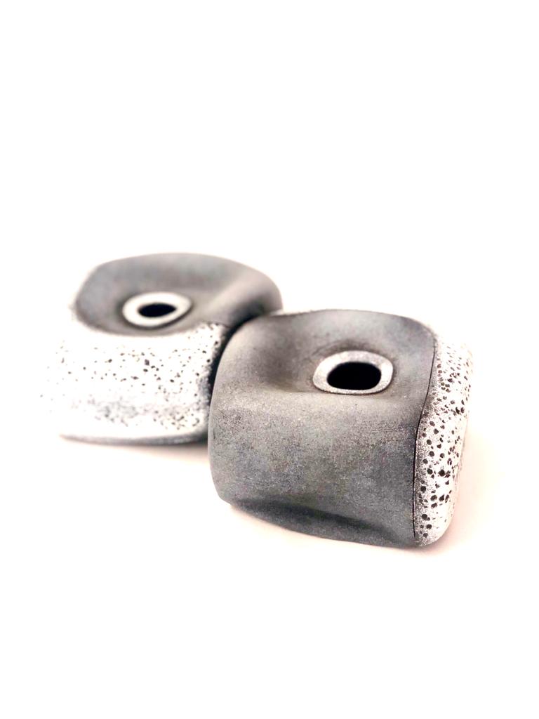 Twin Joint Pots In Exclusive Designs Earthen Clay Naturally Handmade Tamrapatra