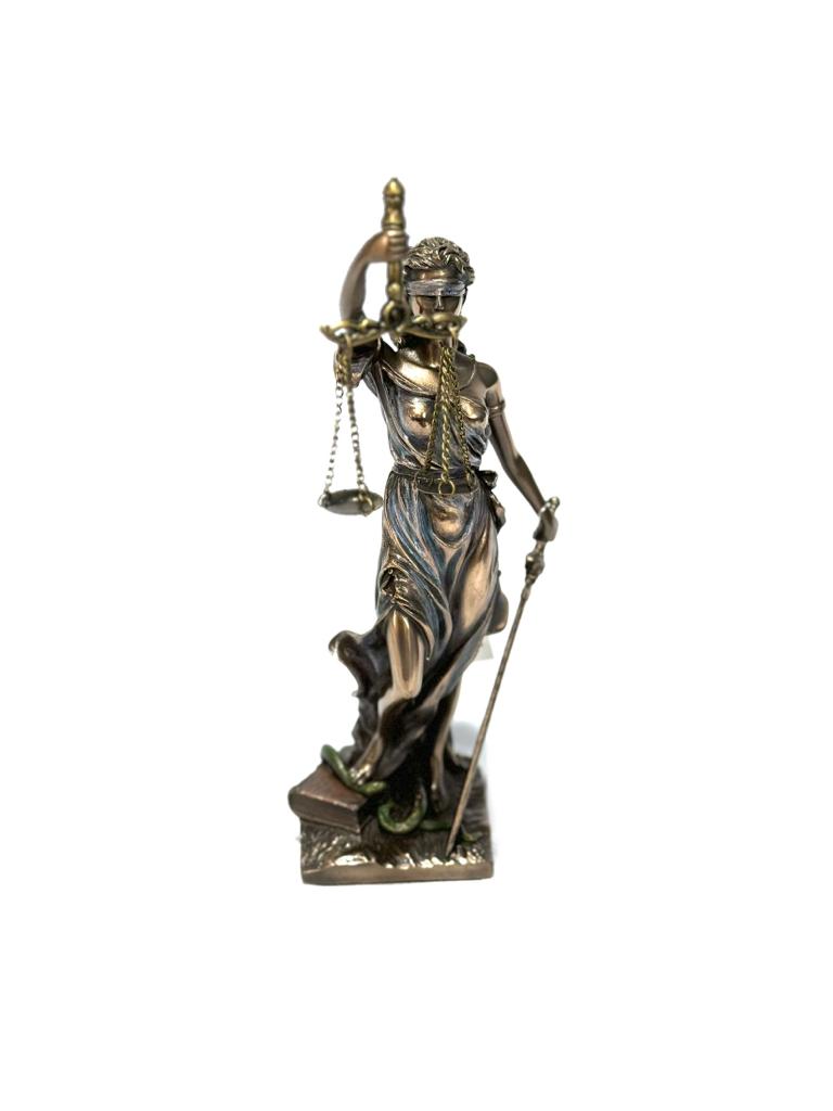 Justice Lady In Bronze Cold Cast Attractive Office Décor Lawyer Gifts By Tamrapatra