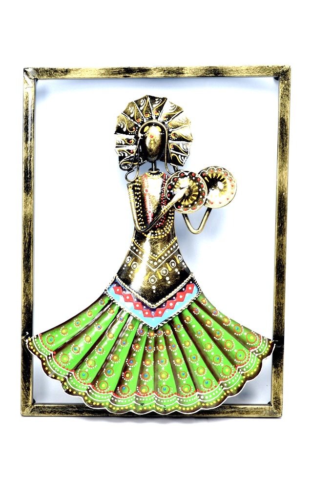 Musical Lady Traditional Attire Wall Metal Decor Indian Art Tamrapatra - Tamrapatra
