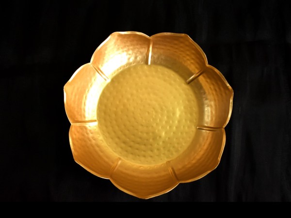 Pots Carving Lotus Beautiful Black & Gold Shades Luxurious Décor Tamrapatra