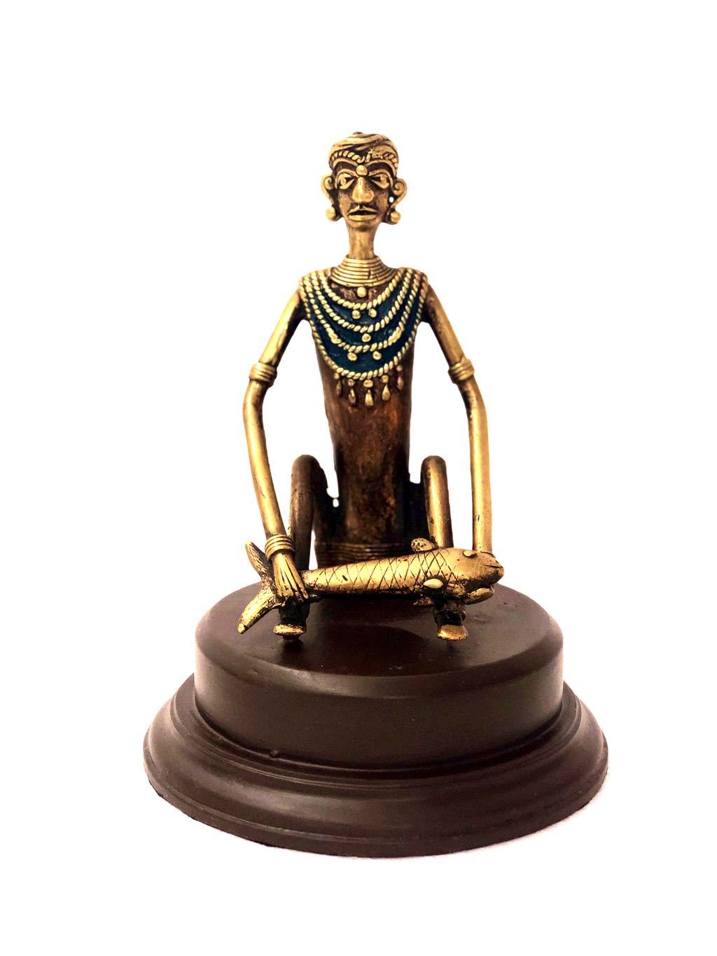 Tribal Indian Man Sitting With Fish Lost Wax Brass Exhibit Tamrapatra - Tamrapatra