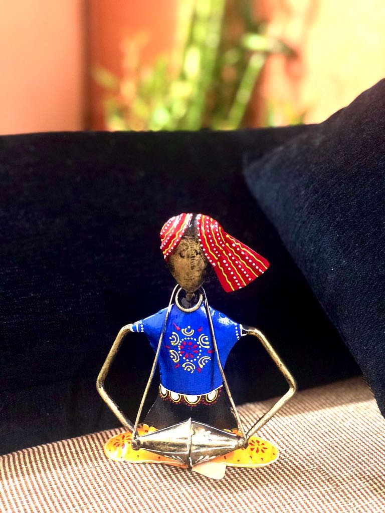 Musician Exhibit Turban Style Traditional Instruments Tamrapatra - Tamrapatra