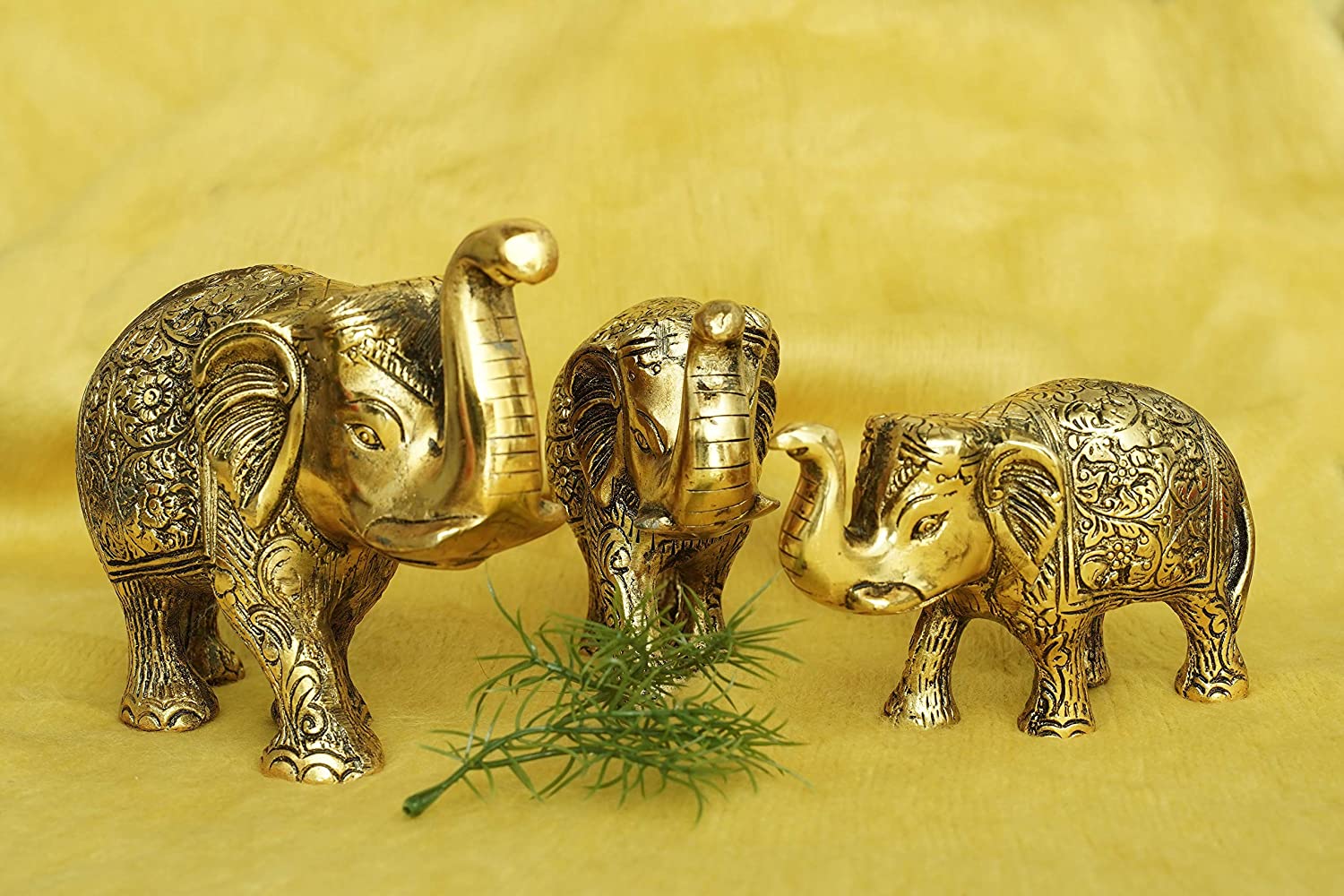 Elephant Metal Carving Handcrafted Up Trunk Mighty Animal Décor Tamrapatra