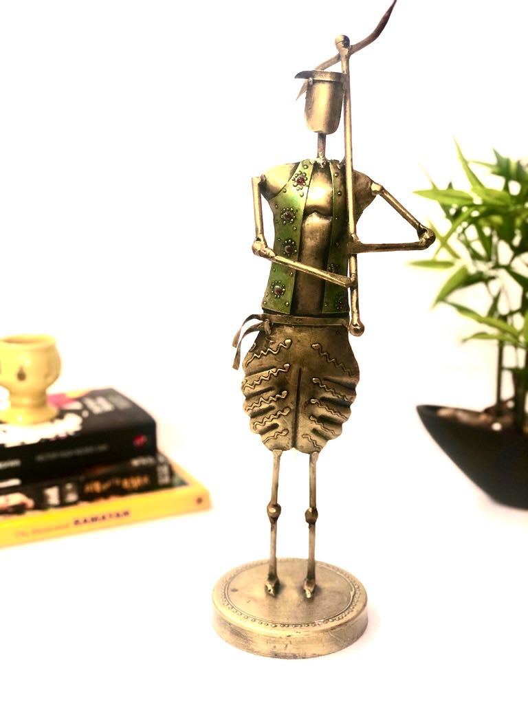 Farmer Man With Agricultural Tools Metal Classic Tamrapatra - Tamrapatra