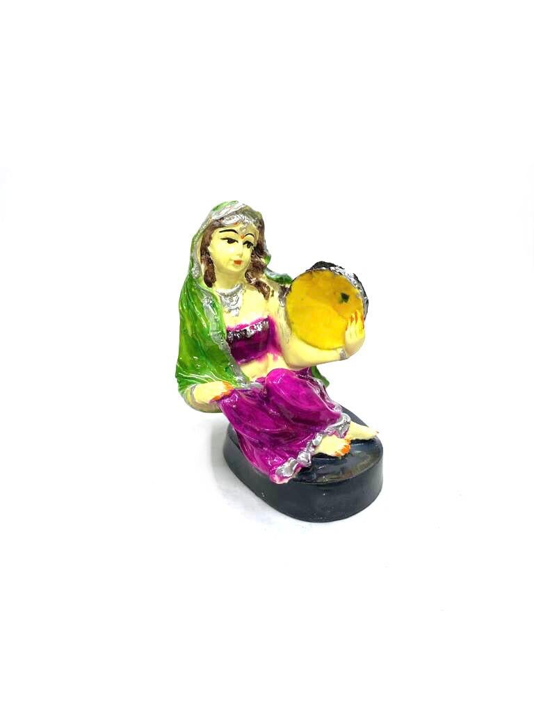 Villager Musicians Female Exclusive Resin Art Collection Available At Tamrapatra