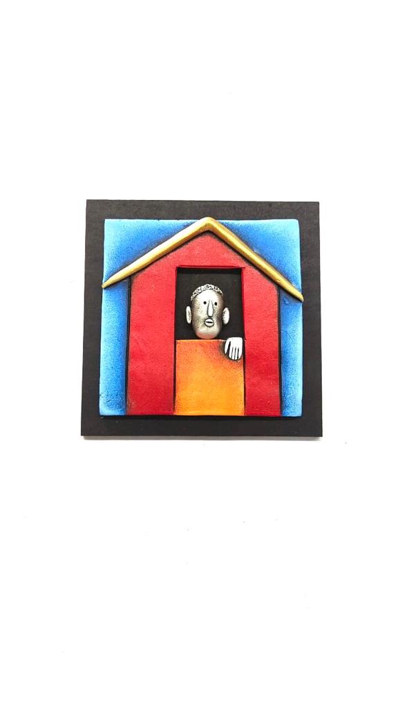 Sweet Little Peeping Face From Windows House Theme Exclusive Set Of 4 Tamrapatra