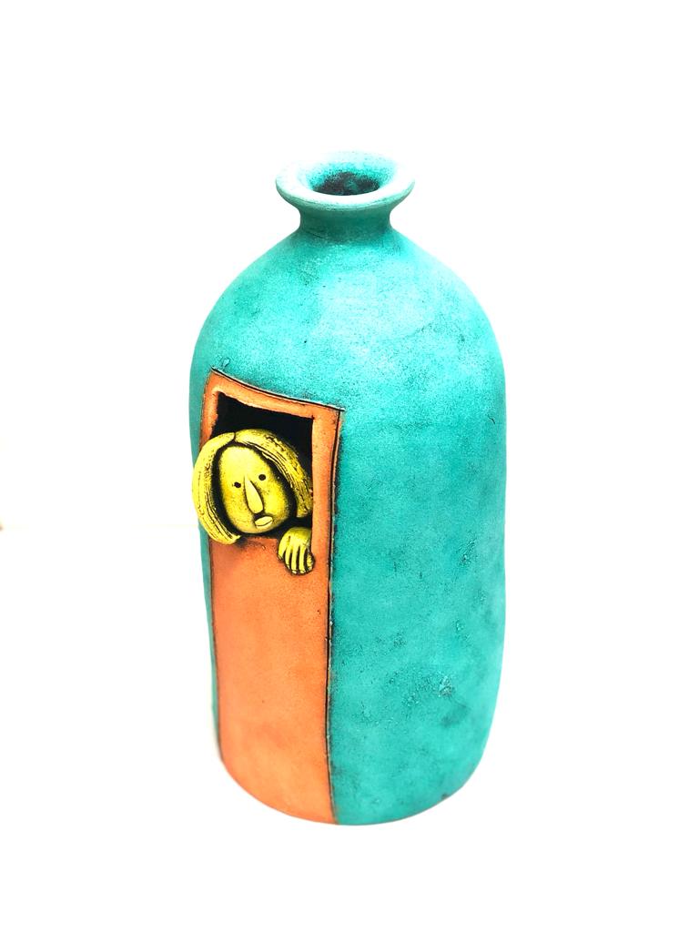 Big Pots With Peeping Face Superior Vibrant Shades Exclusively At Tamrapatra - Tamrapatra