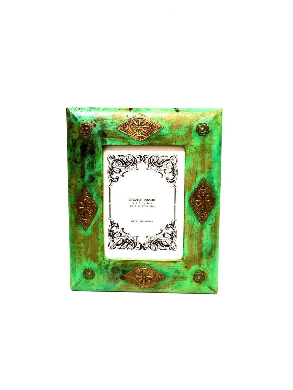 Green Rustic European Designed Brass Foil Fittings Photo Frame Tamrapatra