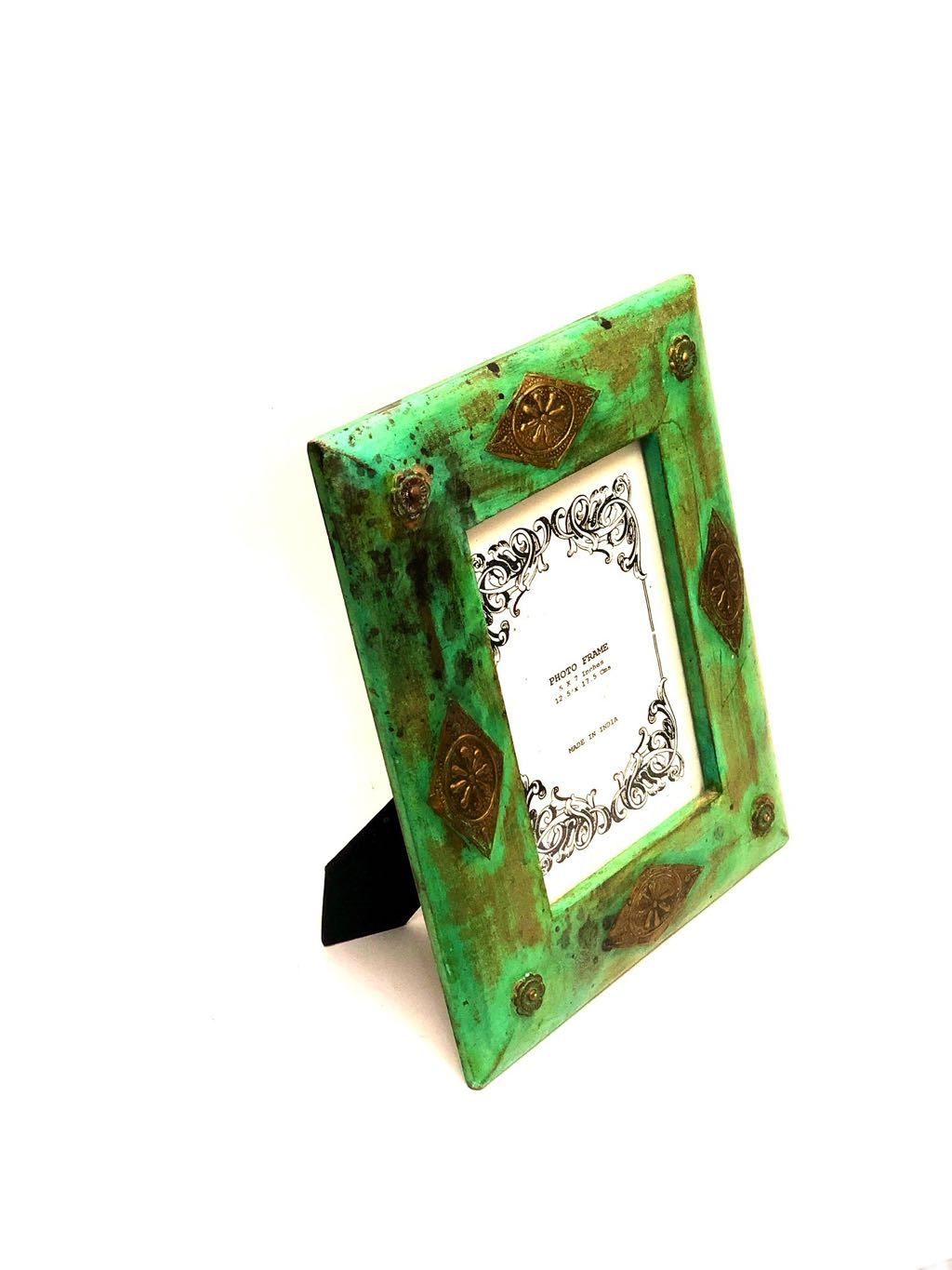 Green Rustic European Designed Brass Foil Fittings Photo Frame Tamrapatra