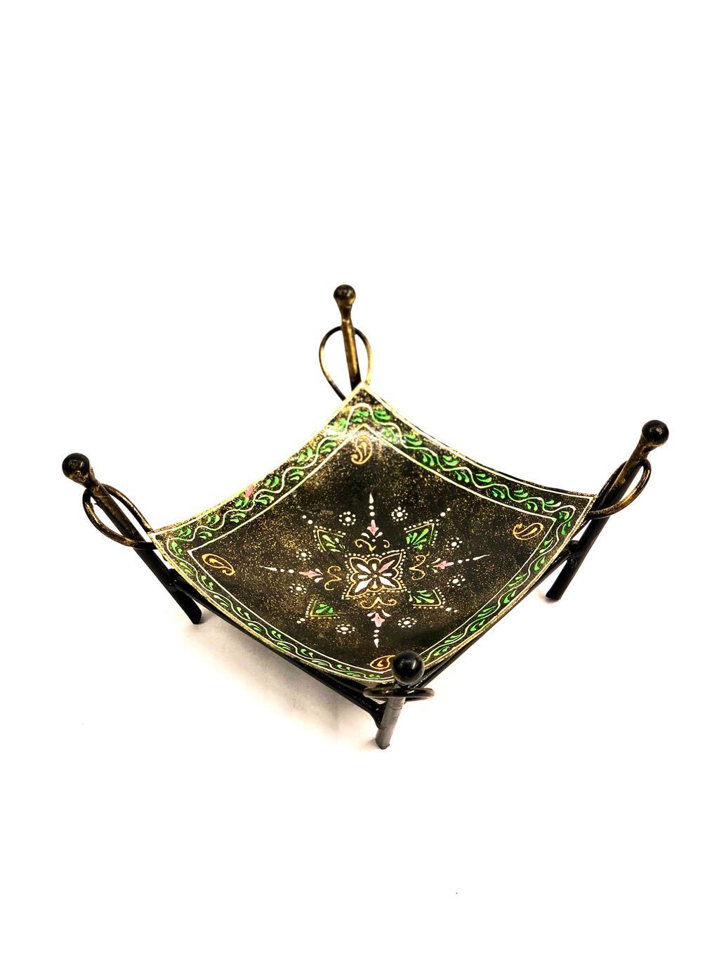 Khatli Style Metal Platter Tableware For Serving Snacks Kitchen Tamrapatra