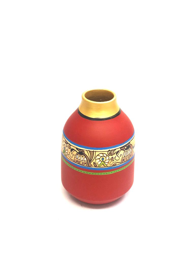 Exclusive Madhu Bani Pots With Eccentric Design In Shades Of Red Tamrapatra