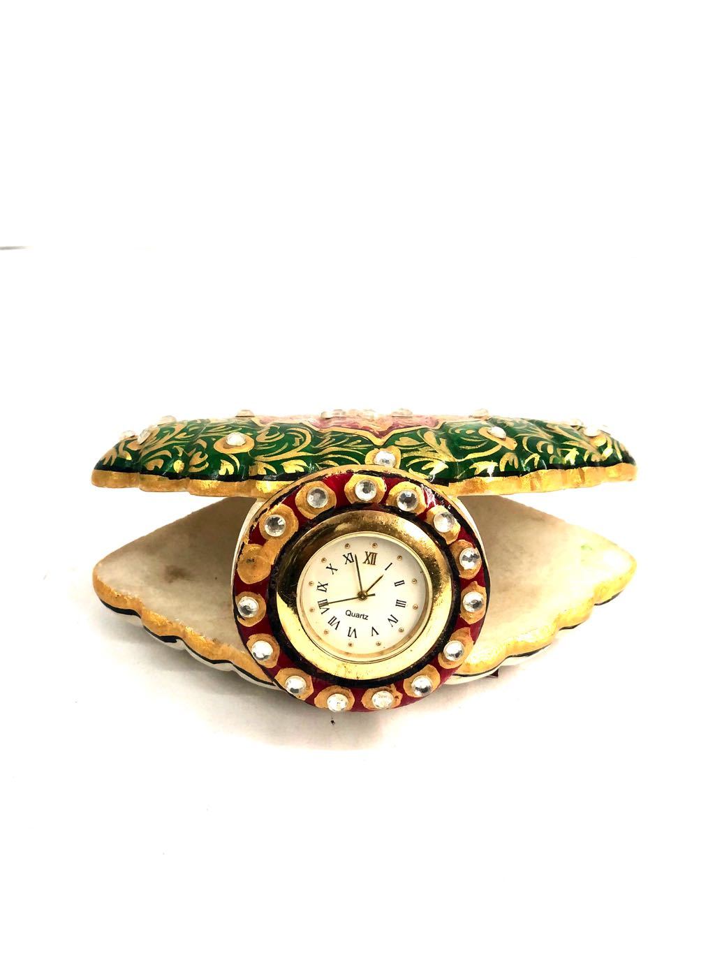 Seashell Shaped Clock With Kundan Artwork On Marble Utility Tamrapatra