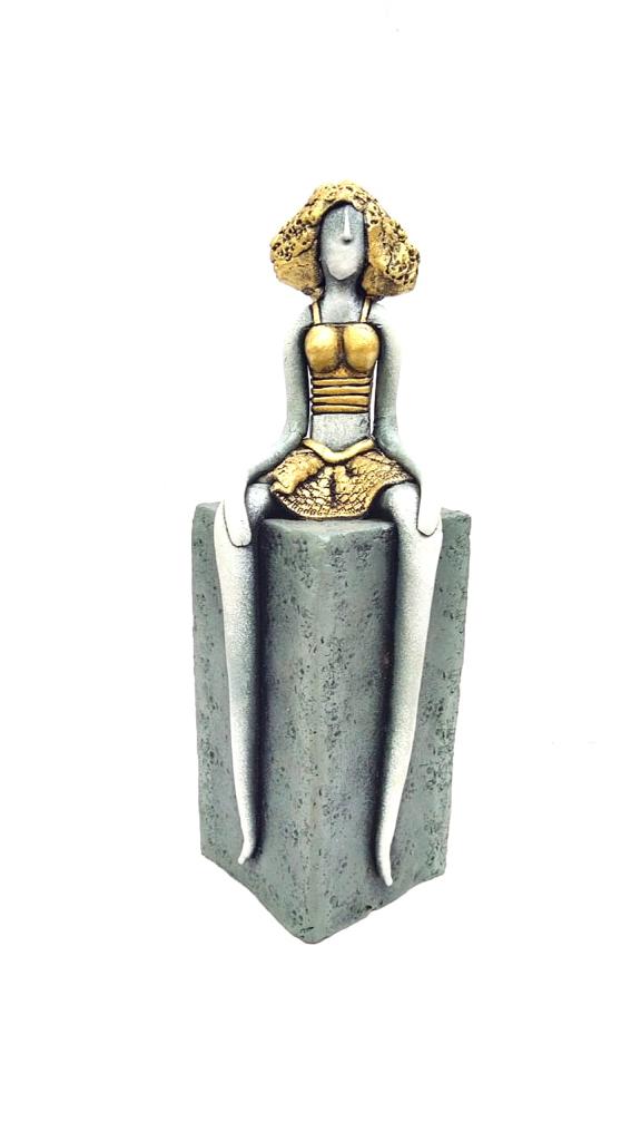 Sculpture Beautiful Lady Sitting Bedroom Living Lounge Home Décor Tamrapatra