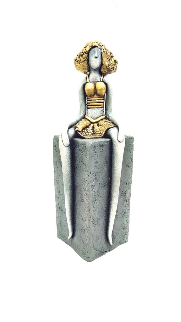 Sculpture Beautiful Lady Sitting Bedroom Living Lounge Home Décor Tamrapatra