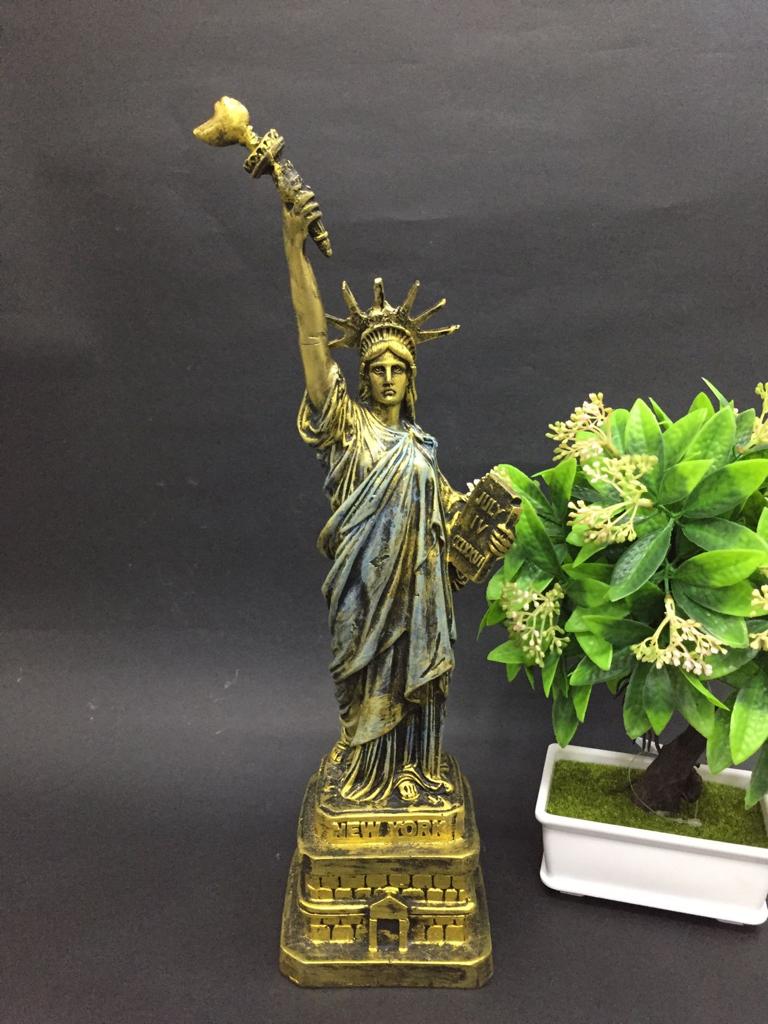 Statue Of Liberty Showpiece Modern Lifestyle Art Resin Décor From Tamrapatra