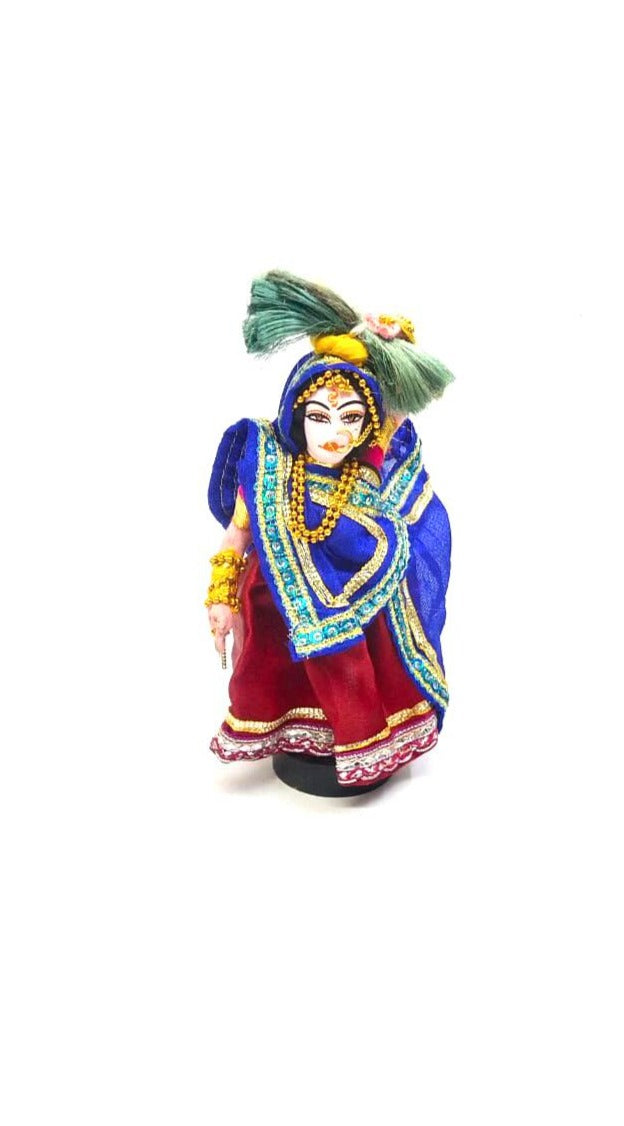 Lady Dolls Carrying Haystack In Traditional Indian Attire Handcrafted Tamrapatra