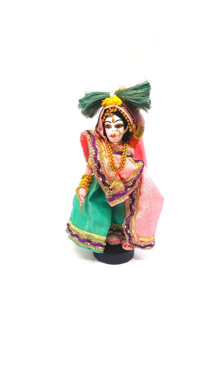 Lady Dolls Carrying Haystack In Traditional Indian Attire Handcrafted Tamrapatra