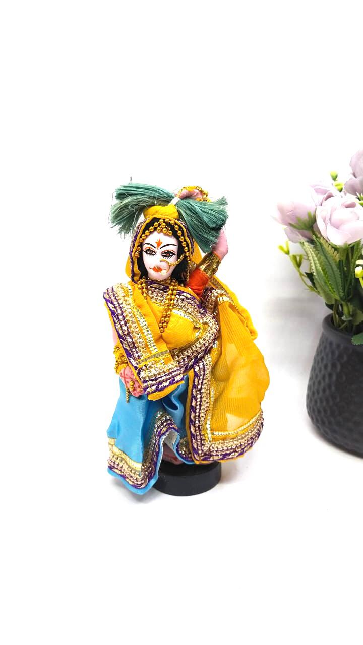 Lady Dolls Carrying Haystack In Traditional Indian Attire Handcrafted Tamrapatra