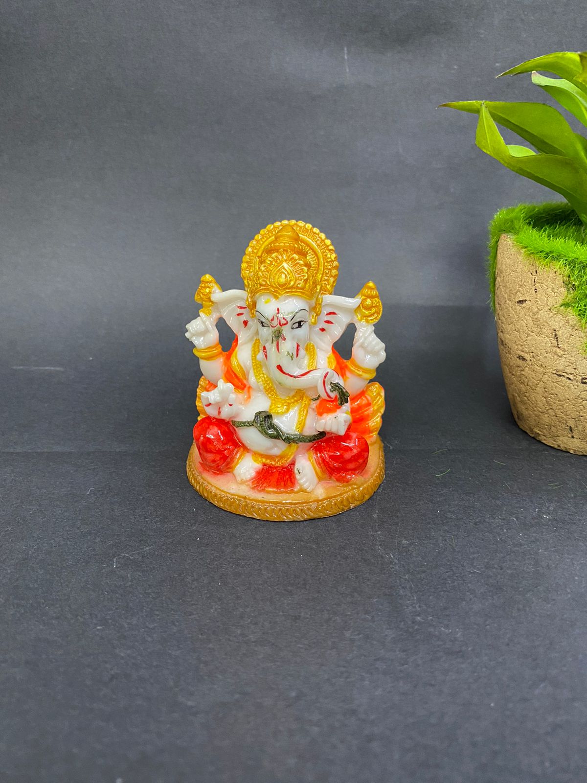 Spiritual Ganesh Idols Showpiece Gifts Décor Unique Resin Crafts By Tamrapatra