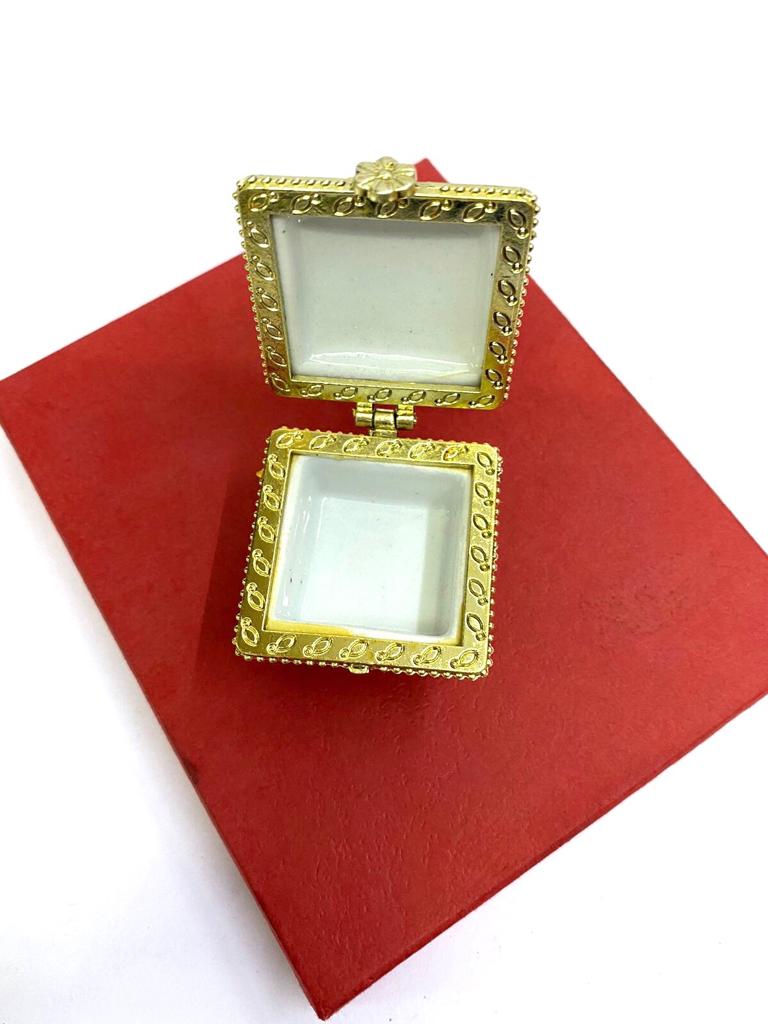 Beautiful Designer Set Of 4 Jewelry Cute Designs For Gifting From Tamrapatra