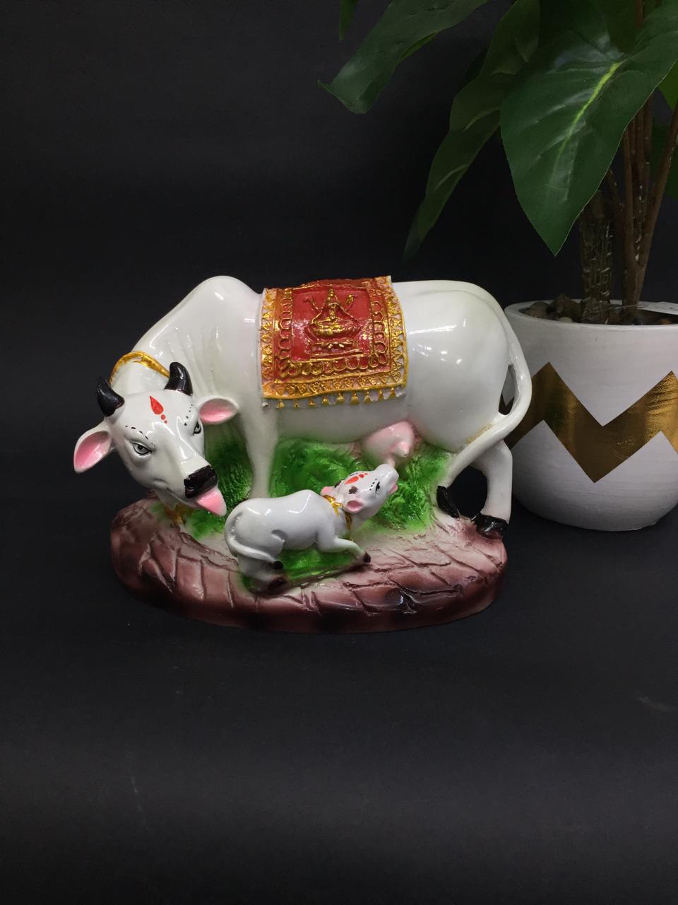 Kamdhenu Cow Auspicious Gifting's Home Décor Artwork From Tamrapatra
