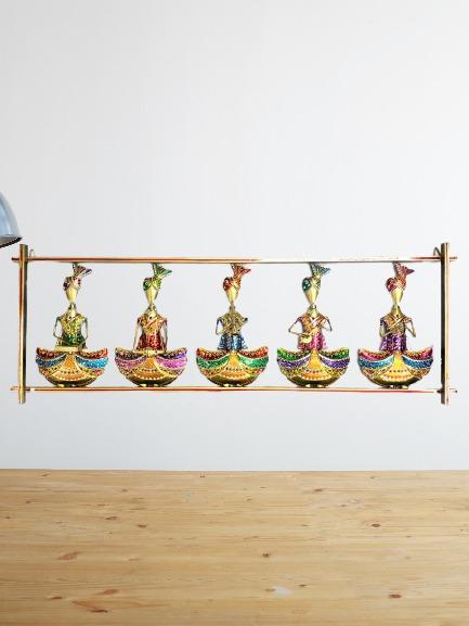 New Hand Painted Music Lovers Attraction Metal Frame Art By Tamrapatra