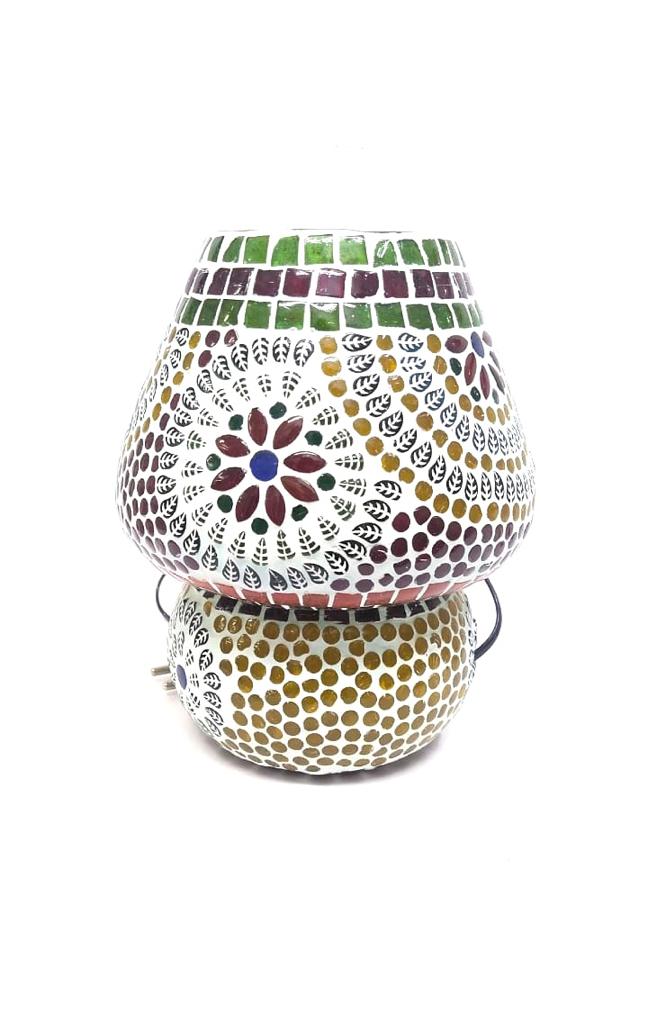 Table Lamp In Uniquely Patterned Glass Art Style With New Style From Tamrapatra