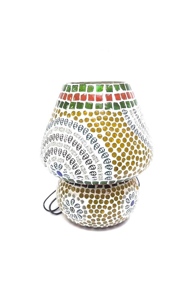 Table Lamp In Uniquely Patterned Glass Art Style With New Style From Tamrapatra