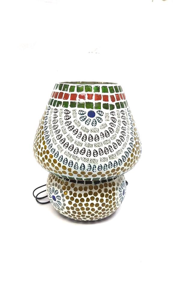 Table Lamp In Uniquely Patterned Glass Art Style With New Style From Tamrapatra