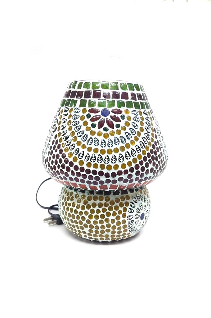 Table Lamp In Uniquely Patterned Glass Art Style With New Style From Tamrapatra
