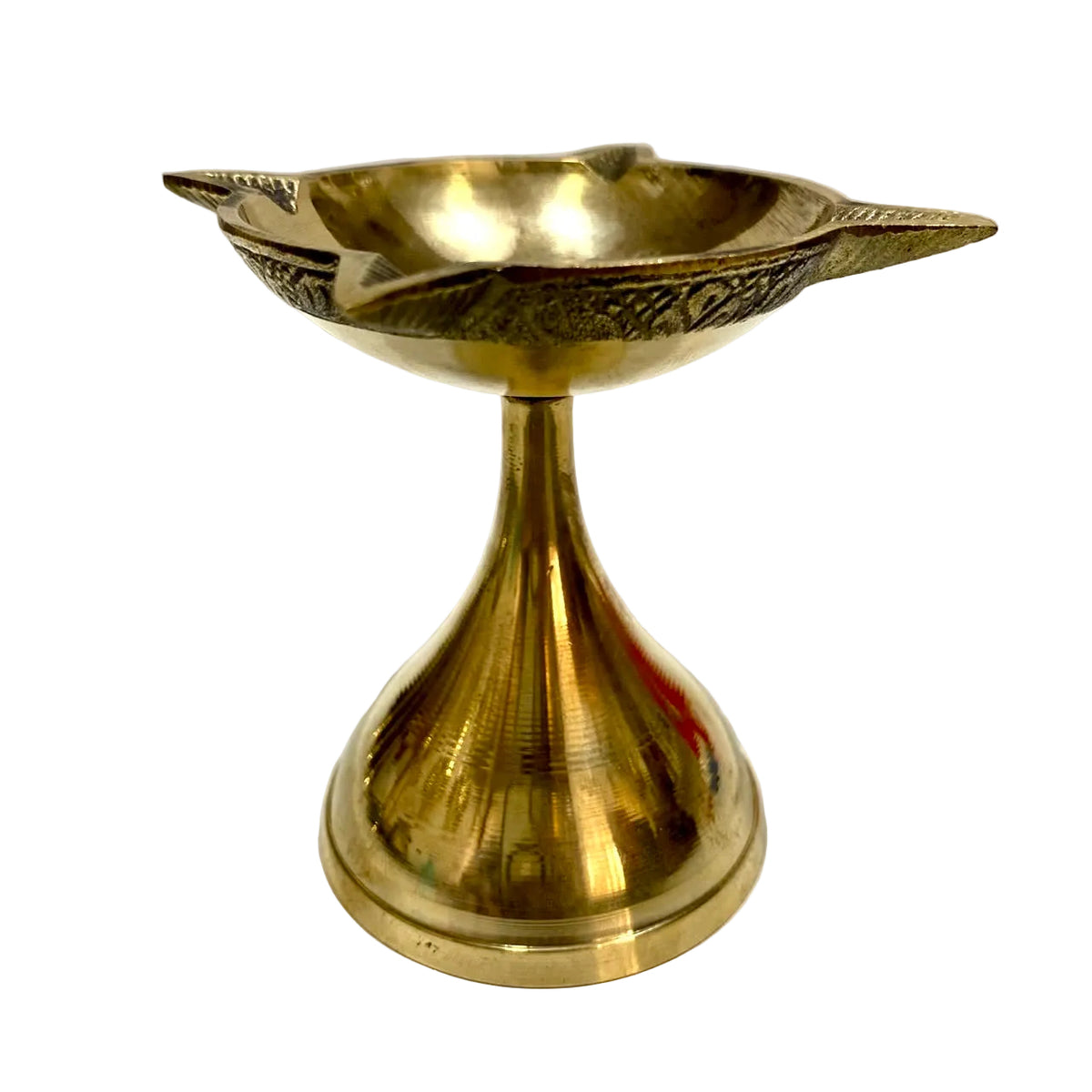 Kerala Deepak Style Brass Handcrafted Temple Decoration Excellence Tamrapatra - Tamrapatra