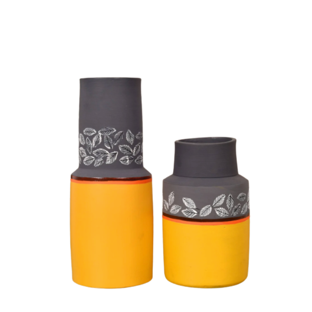 Two cylindrical containers with gray top and orange bottom on a white background