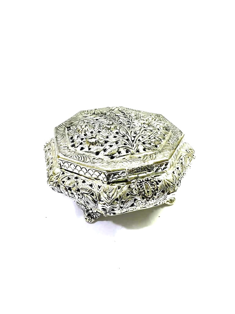 Octagon Design Extravagant Antique Storage Box German Silver Metal Tamrapatra