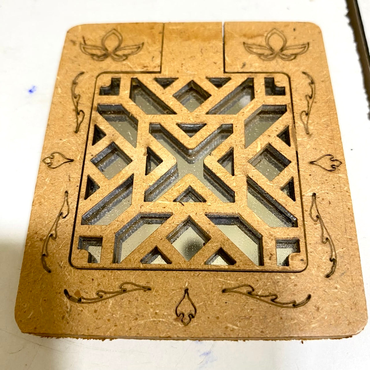 Pocket Mirror Wooden Designed With Kundan Bead & Carving Work By Tamrapatra - Tamrapatra