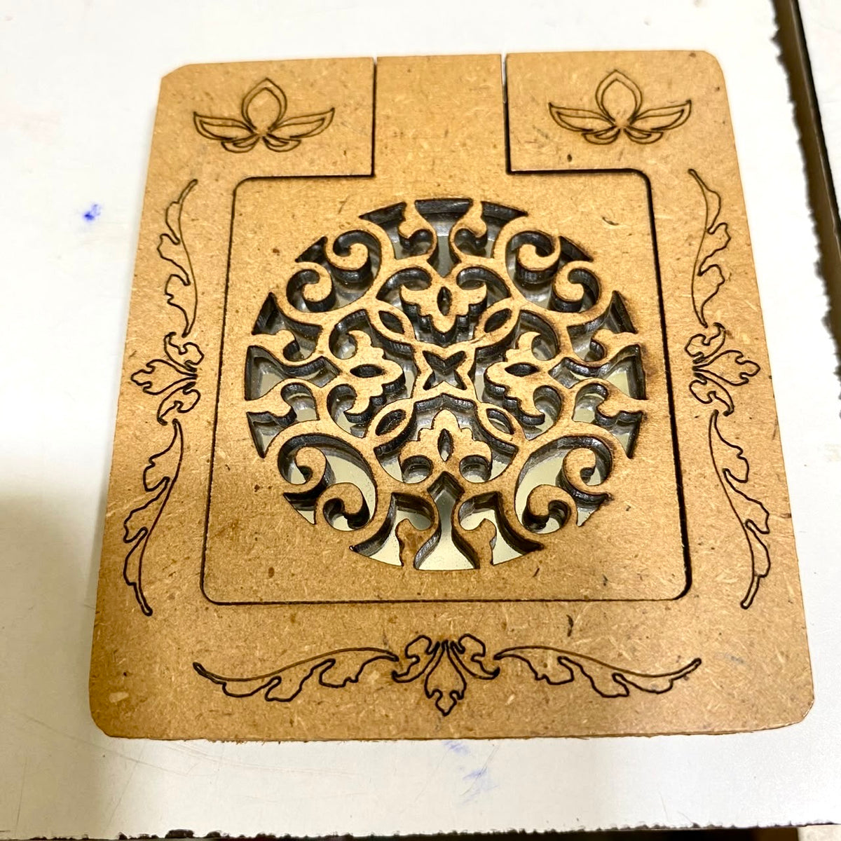 Pocket Mirror Wooden Designed With Kundan Bead & Carving Work By Tamrapatra - Tamrapatra