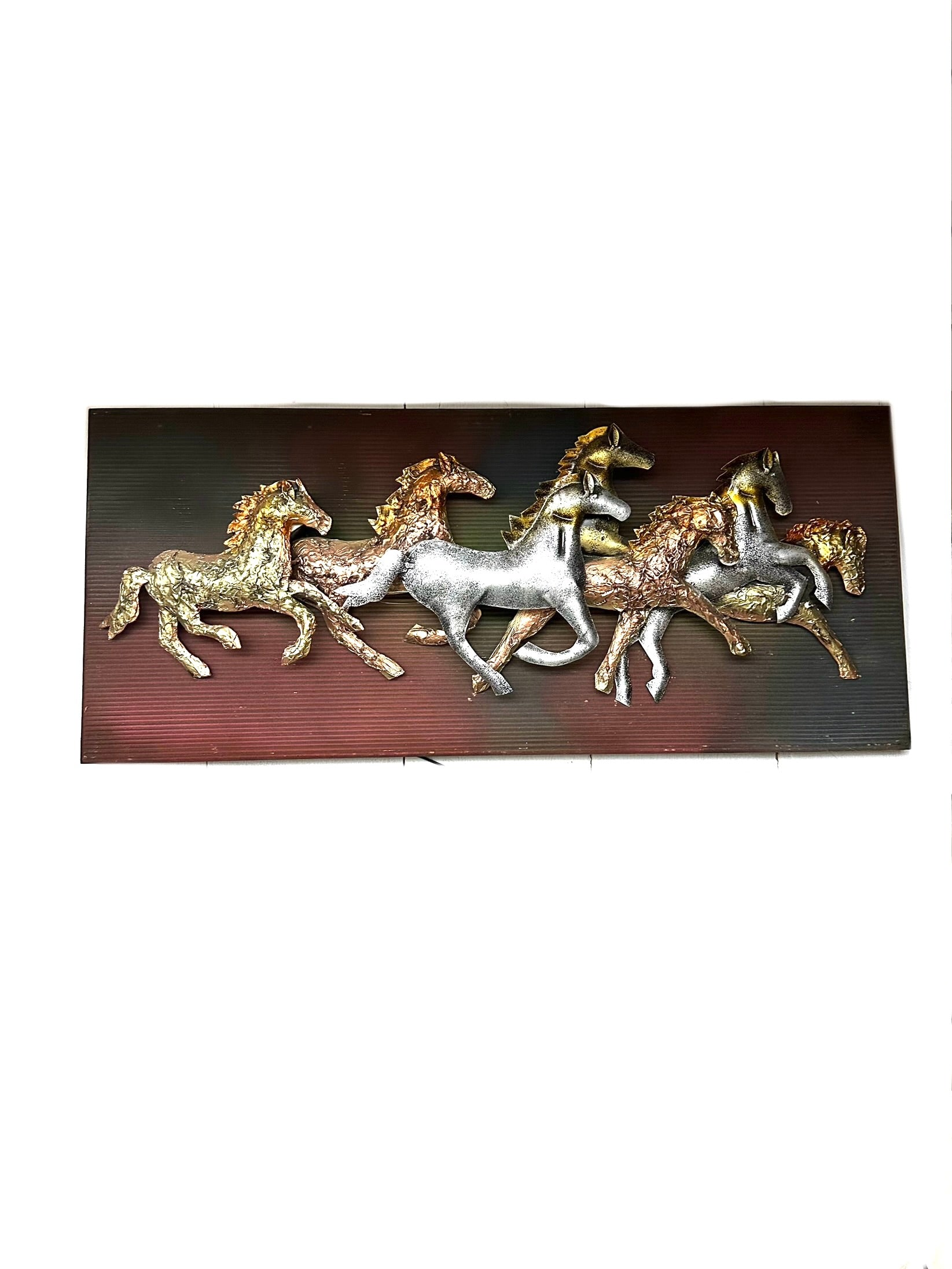 Luxurious 7 Running Horses Metal Carved On Painted MDF With LED Tamrapatra