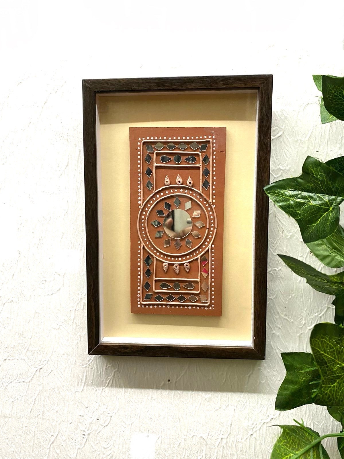 Lippan Art Frames Handmade Mud Work By Indian Artisans Best Designs Tamrapatra