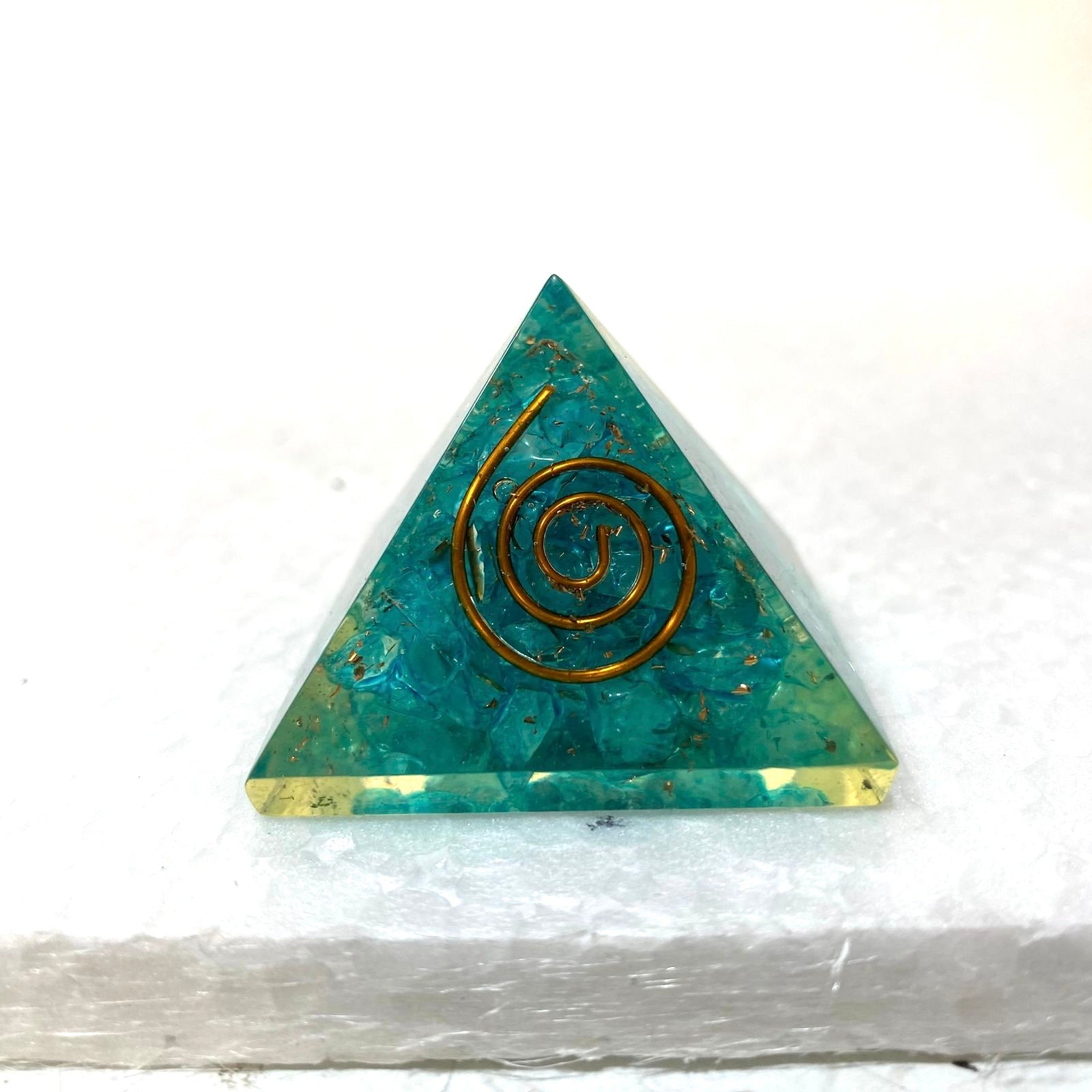 Small  Crystal Pyramid Vastu Spiritual Collection Office Desk Gifts Tamrapatra