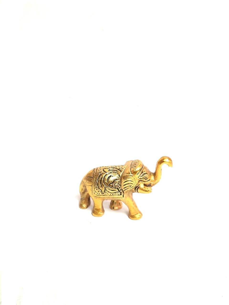 Metal Elephant Carving Design Showpiece Biggest Collection Of Handicrafts Tamrapatra