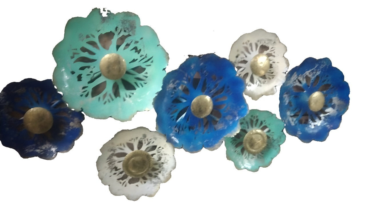 Aaria Green Blue White Rings Wall Décor Crafted From Metal With LED Tamrapatra