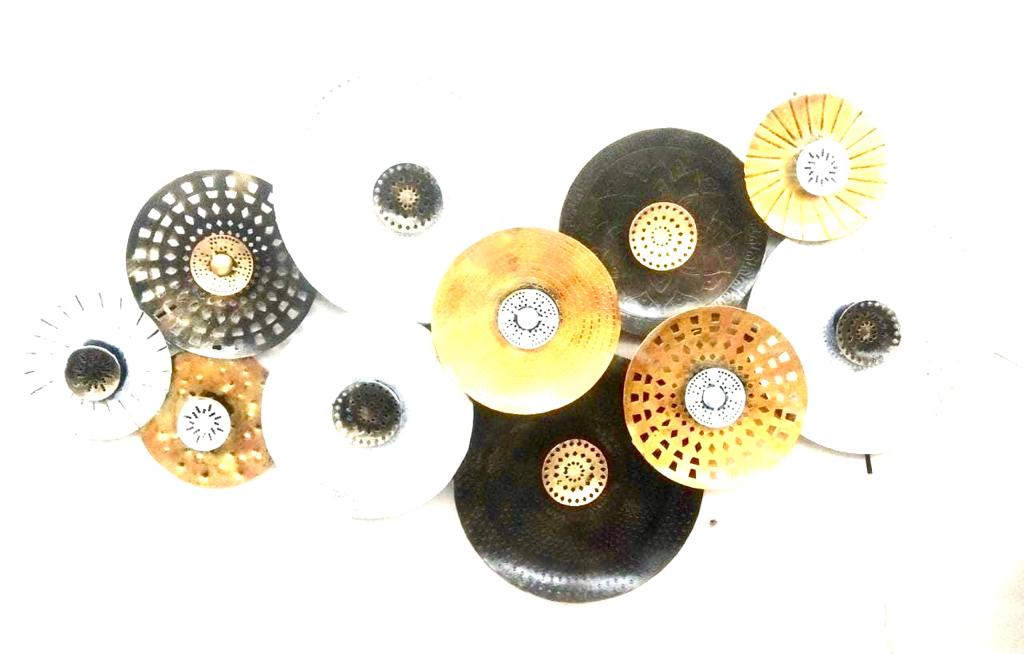 Unique 3D Carved Designer Rings Wall Décor Vibrant Shades From Tamrapatra