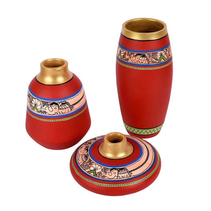 Exclusive Madhu Bani Pots With Eccentric Design In Shades Of Red Tamrapatra