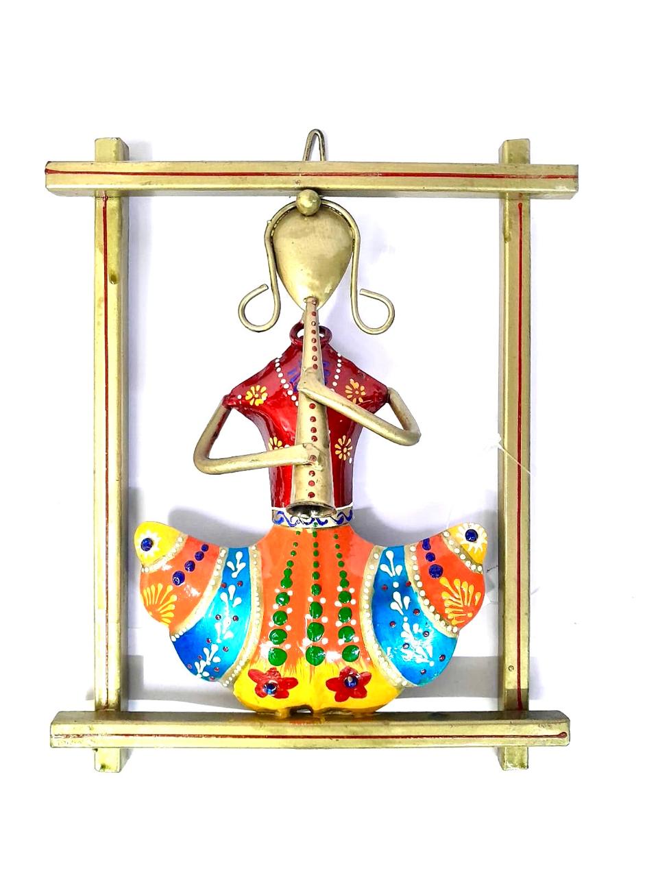 Metal Sitting Lady In Frame Hanging Wall Décor Unique Décor By Tamrapatra