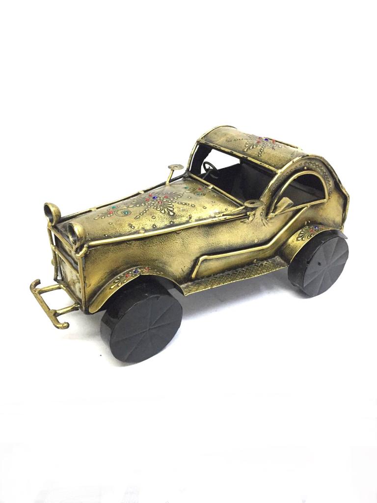 Metal Vintage Car With Various Designs Automobile Lovers Collectible Tamrapatra