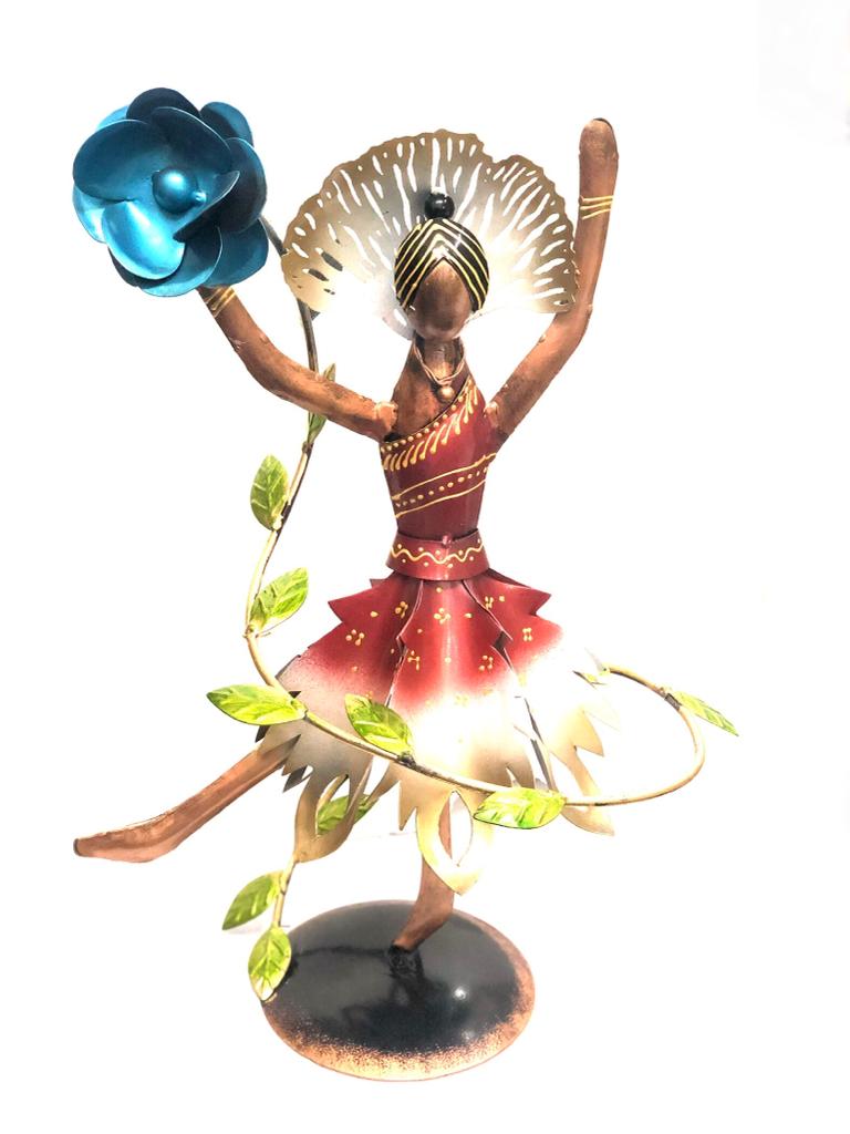 Big Dancing Dolls In Metal With Attractive Floral Theme Showpiece Tamrapatra