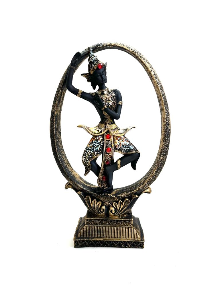 Dancing Figurine Table Décor Modern Lifestyle Artistic Collection From Tamrapatra