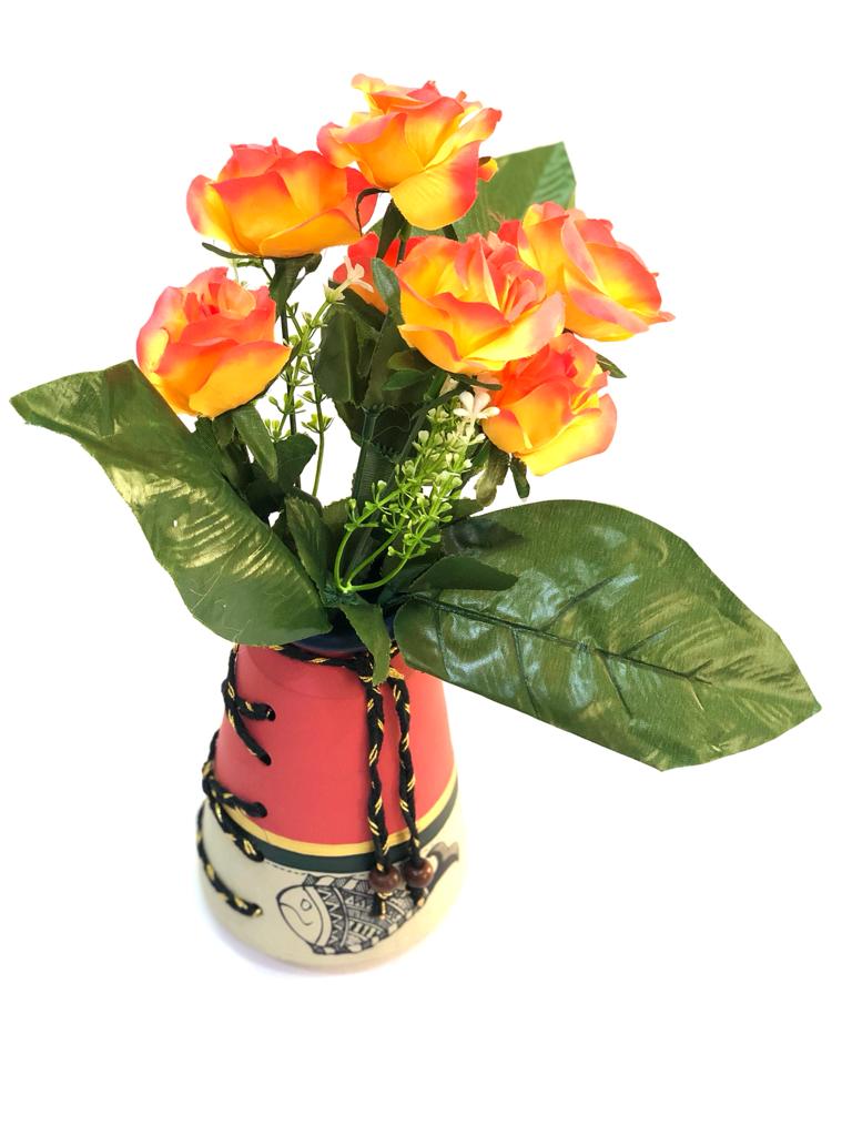 7 Rose Bunch In Classy Shades With Leaf Petals For Decoration Tamrapatra