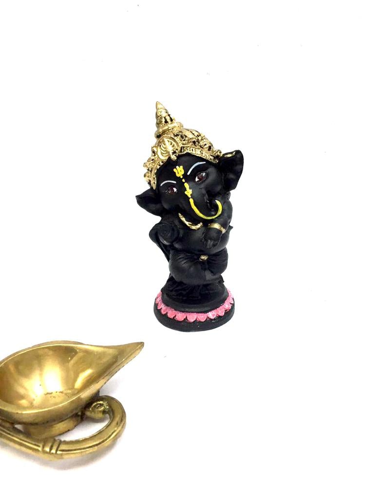 Sweet Kid Ganesh Style Spiritual Artwork Display Matte Black Finish Tamrapatra