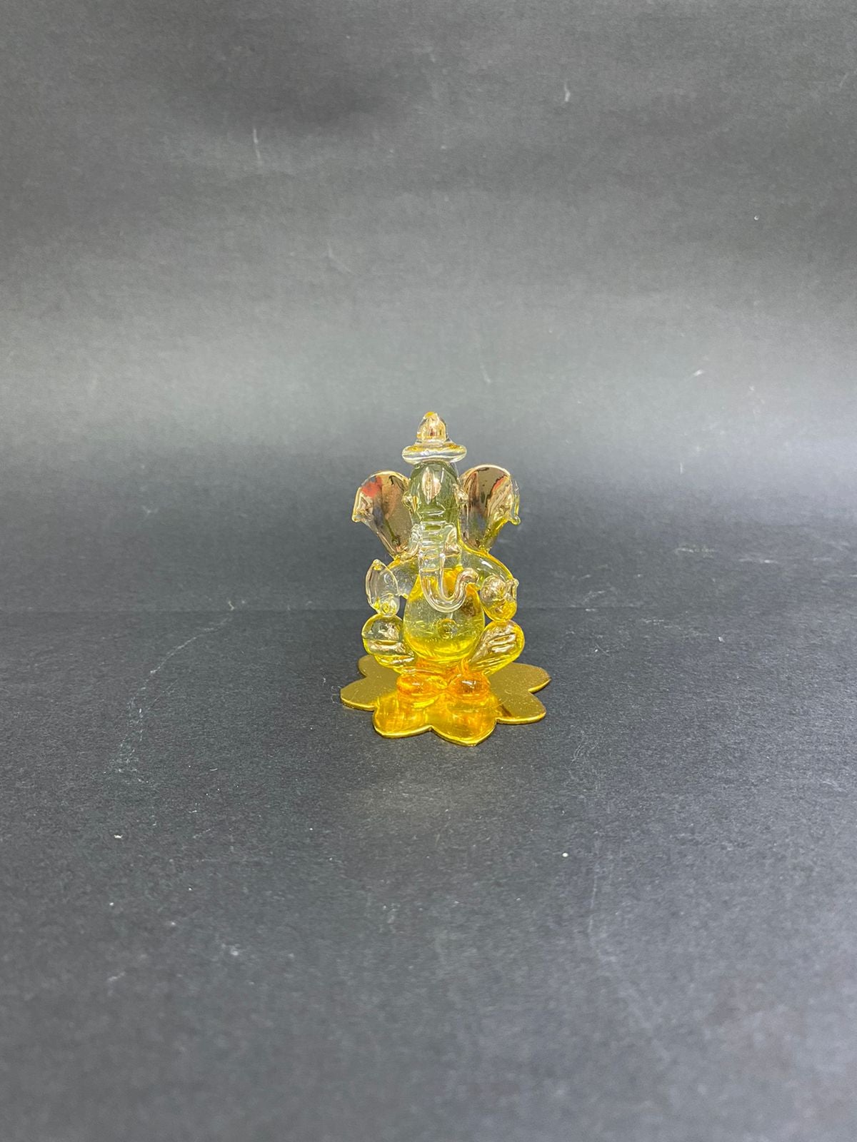 Glass Art Splendid Designs Auspicious Ganesh Idols Car Dashboard Tamrapatra