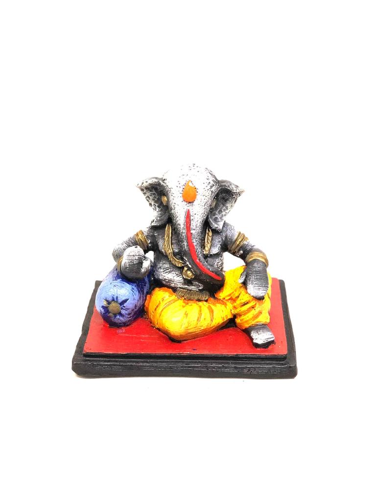 Outstanding Artwork On Ganesha Idols With Limited Edition Design Tamrapatra